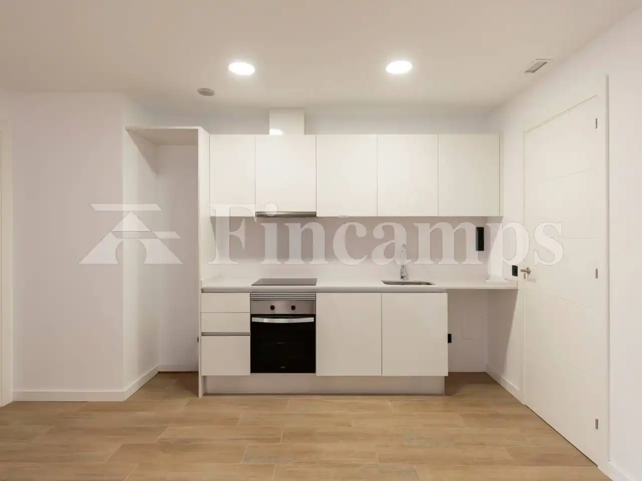 Kitchen of Flat for rent in Sabadell  with Air Conditioner, Heating and Storage room