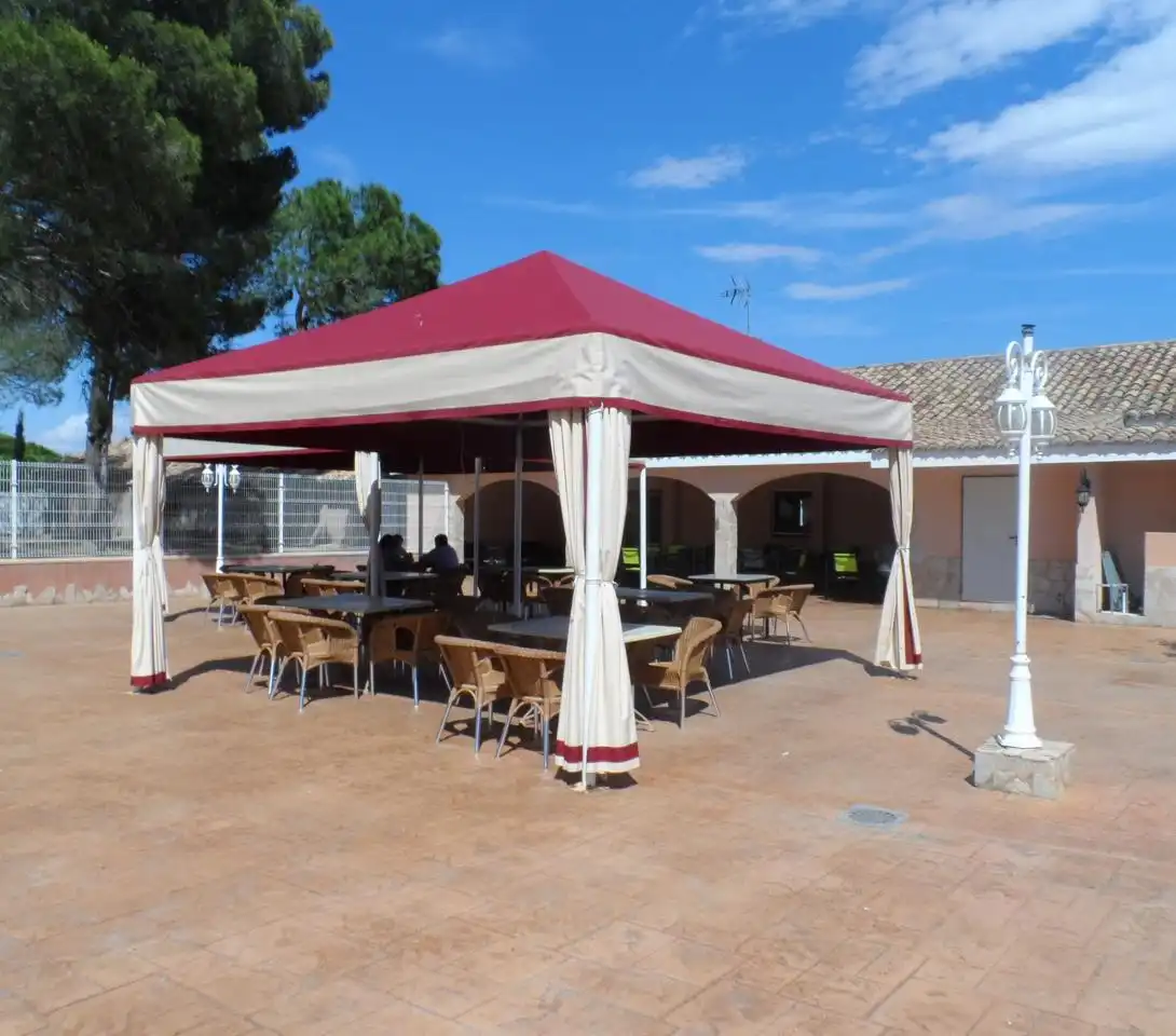 Casa o xalet en venda en Zuera amb Jardí privat i Piscina comunitària