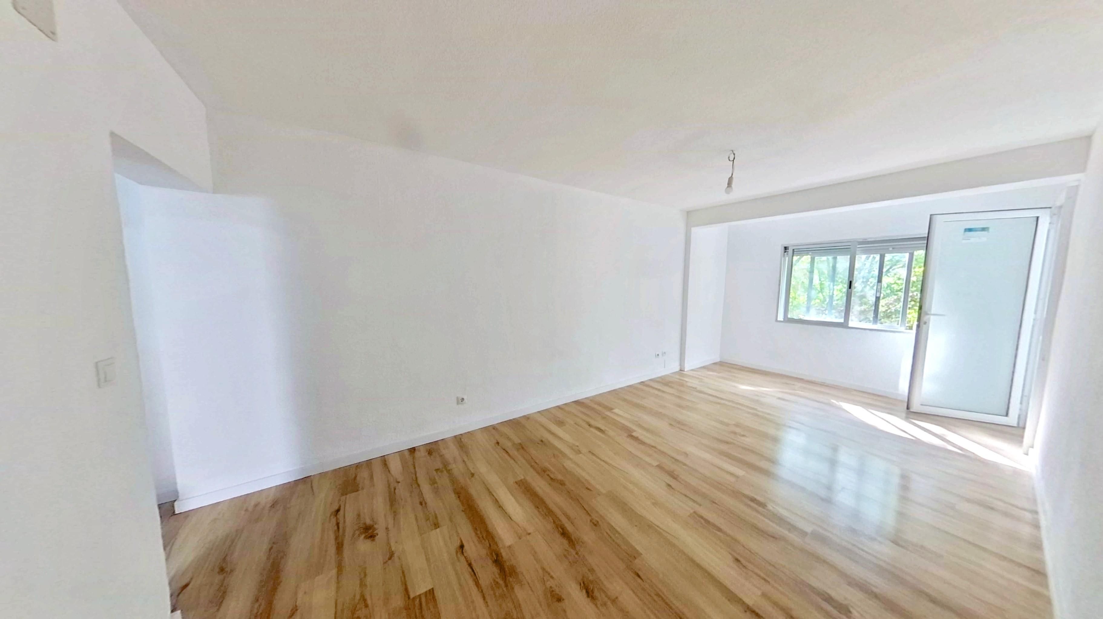 Exterior view of Apartment to rent in Alcalá de Henares  with Terrace, Oven and Pets allowed