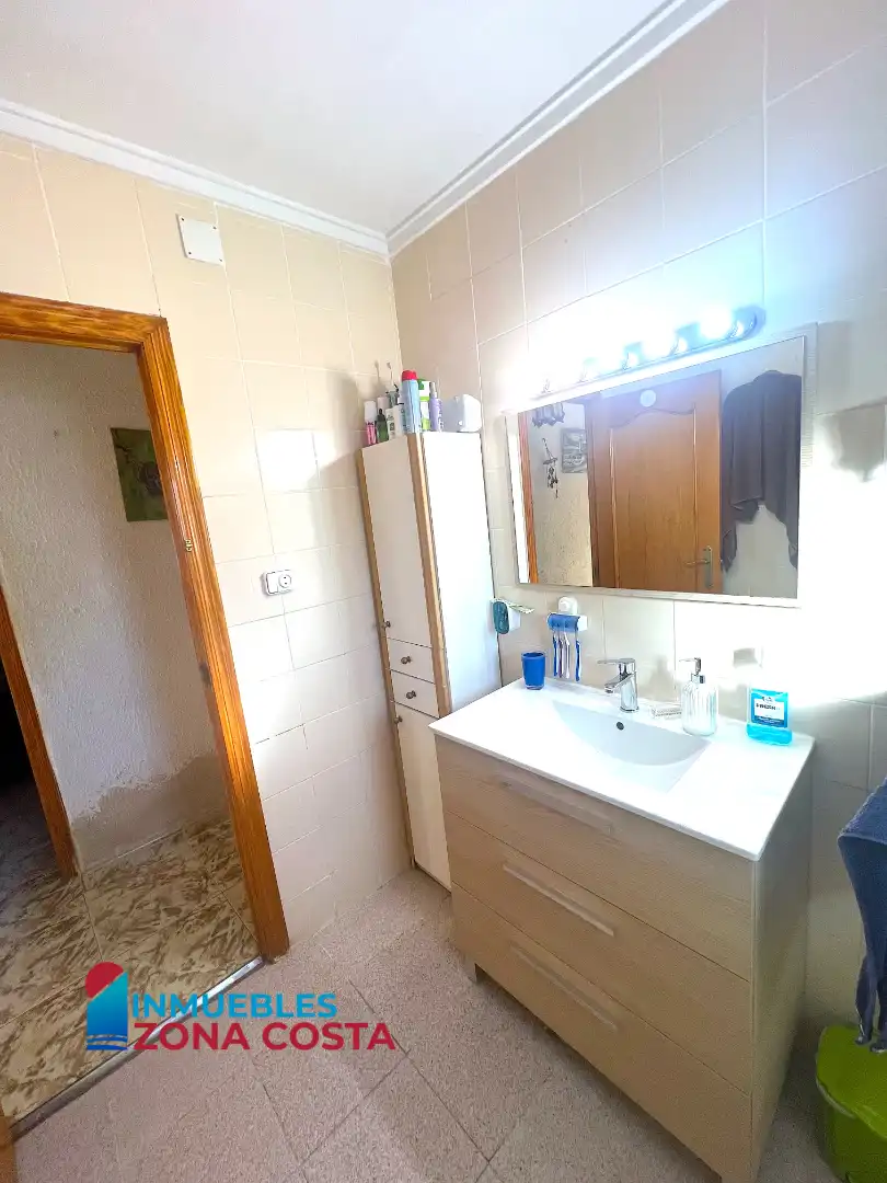 Baño de Casa o chalet en venta en Vilamarxant con Calefacción, Jardín privado y Terraza