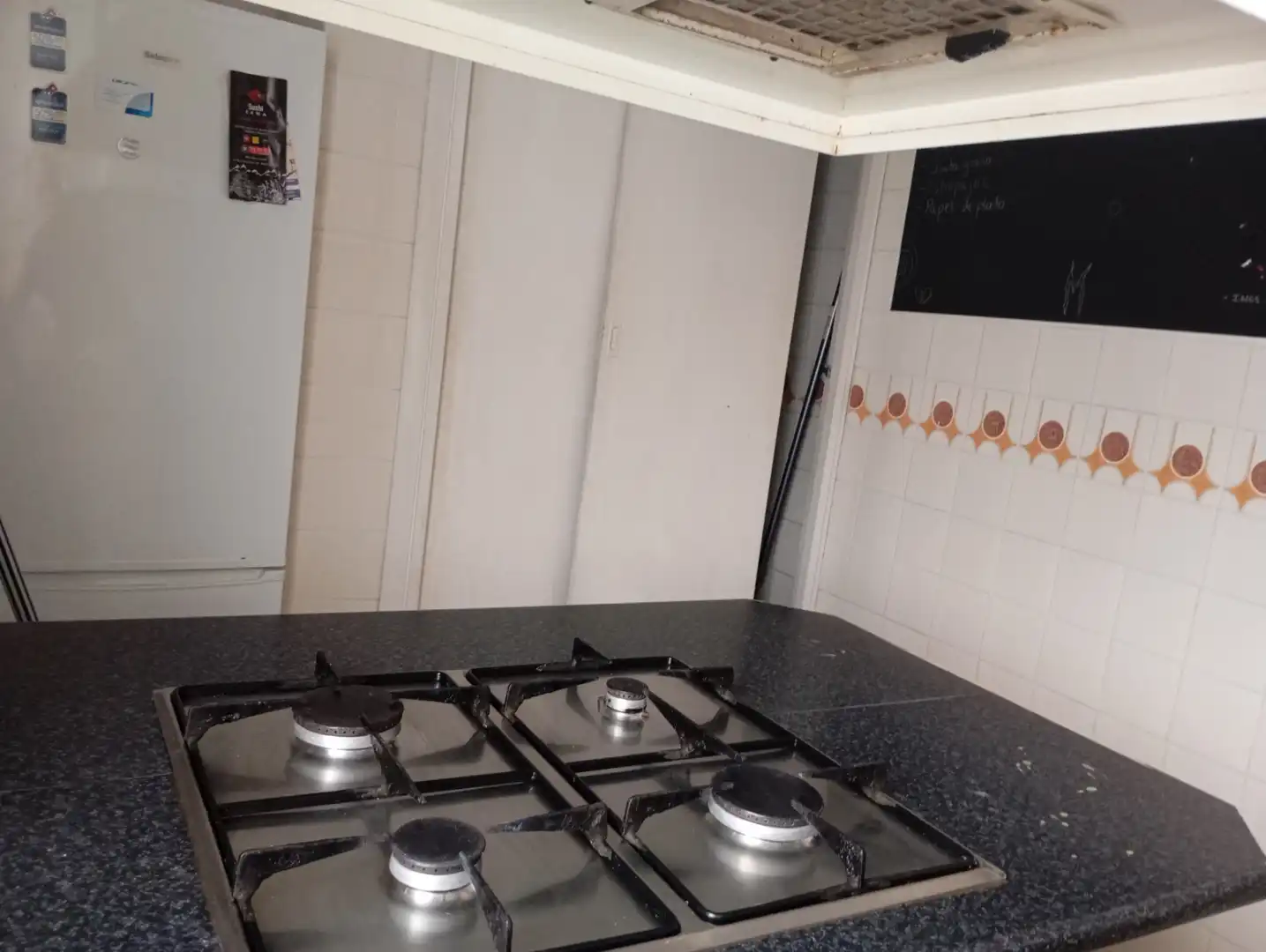 Cuina de Pis en venda en Granada amb Terrassa, Moblat i Forn