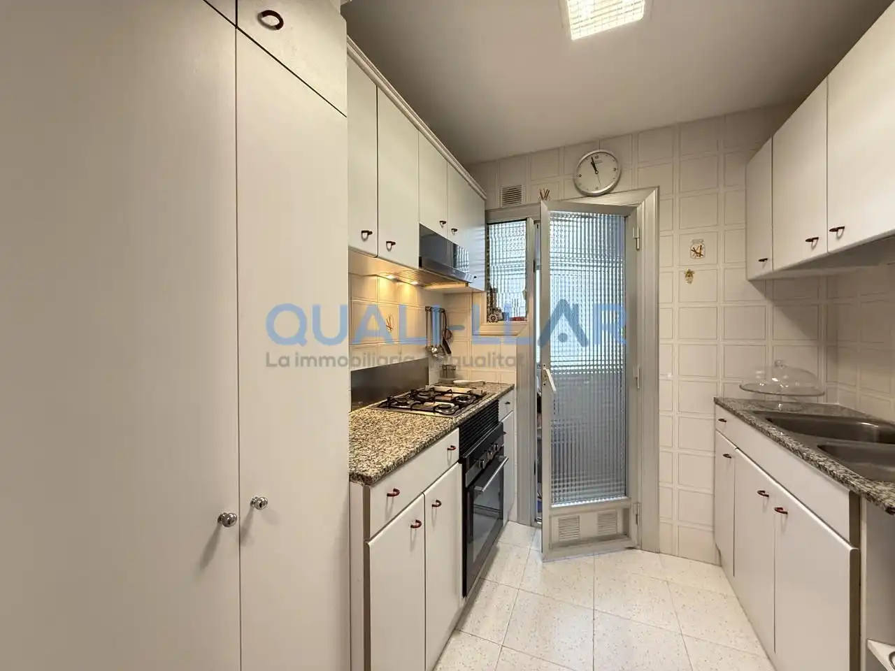 Cocina de Piso en venta en Esplugues de Llobregat con Calefacción y Balcón
