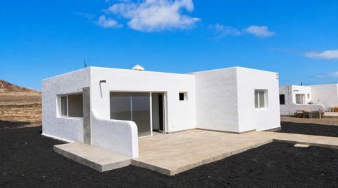 Foto 4 de Casa o xalet en venda a Caleta de Famara, Teguise