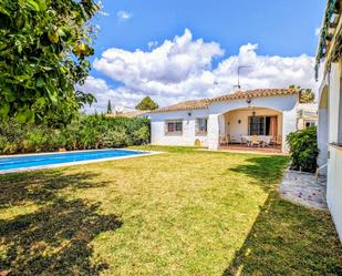 Jardí de Casa o xalet en venda en Mijas amb Aire condicionat, Terrassa i Piscina