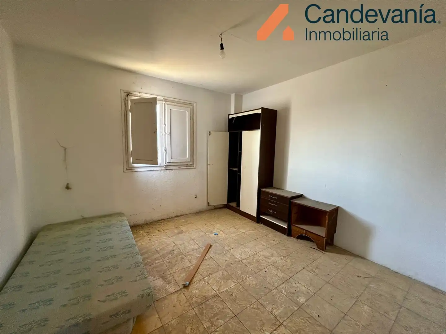 Habitación de Nave industrial en venta en Zuera