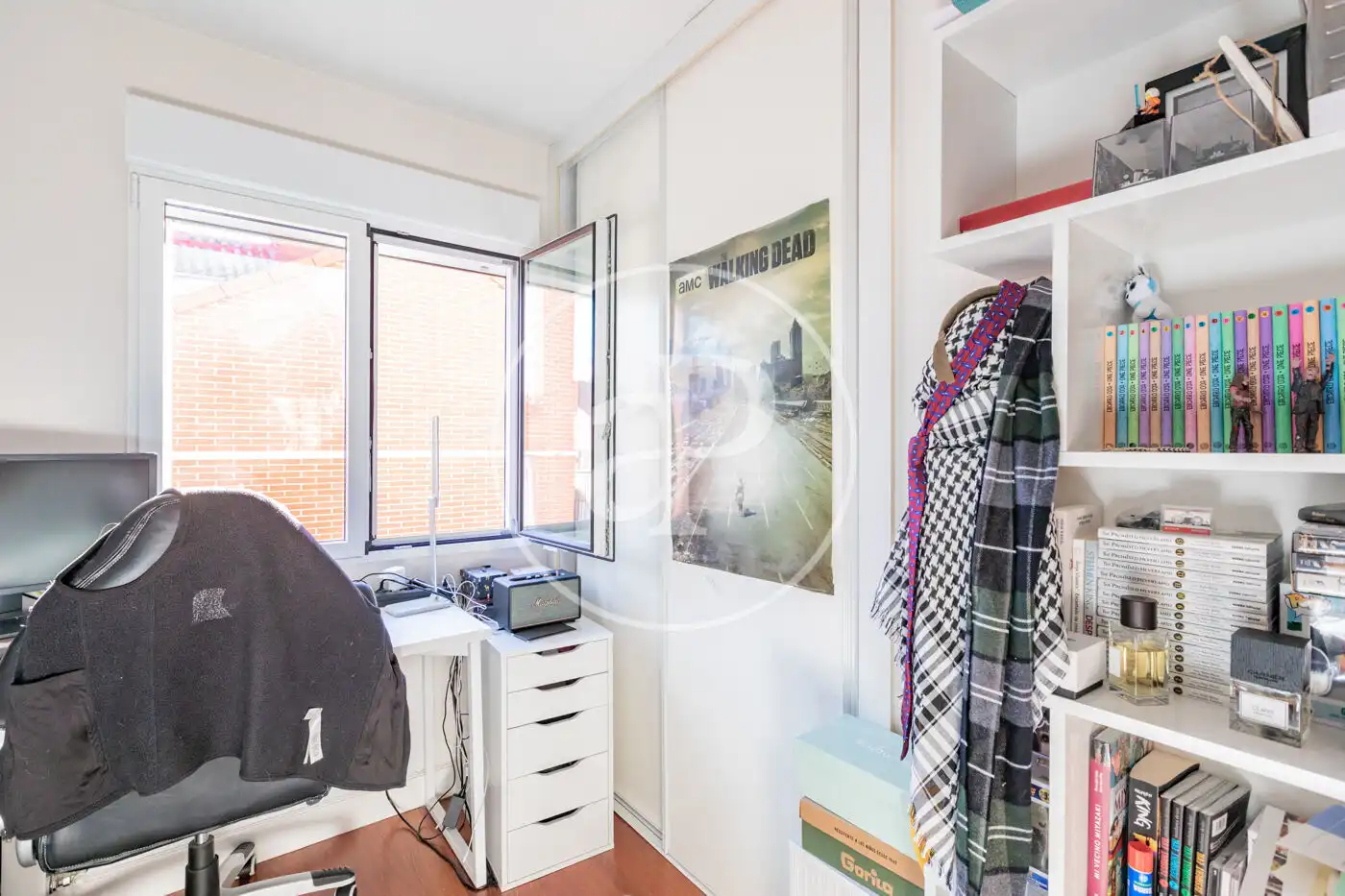 Habitación de Casa adosada en venta en Club de Campo con Aire acondicionado, Calefacción y Jardín privado