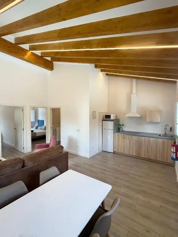 Wohnzimmer von Erdgeschoss zur Miete in Santa María de Cayón mit Heizung, Terrasse und Möbliert