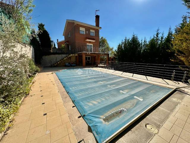 Casa-chalet en Venta en Pioz