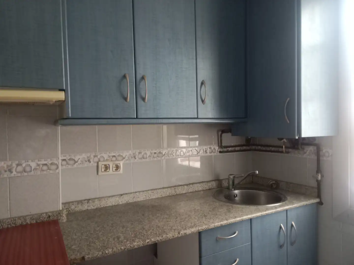 Cocina de Piso en venta en  Logroño con Calefacción y Trastero