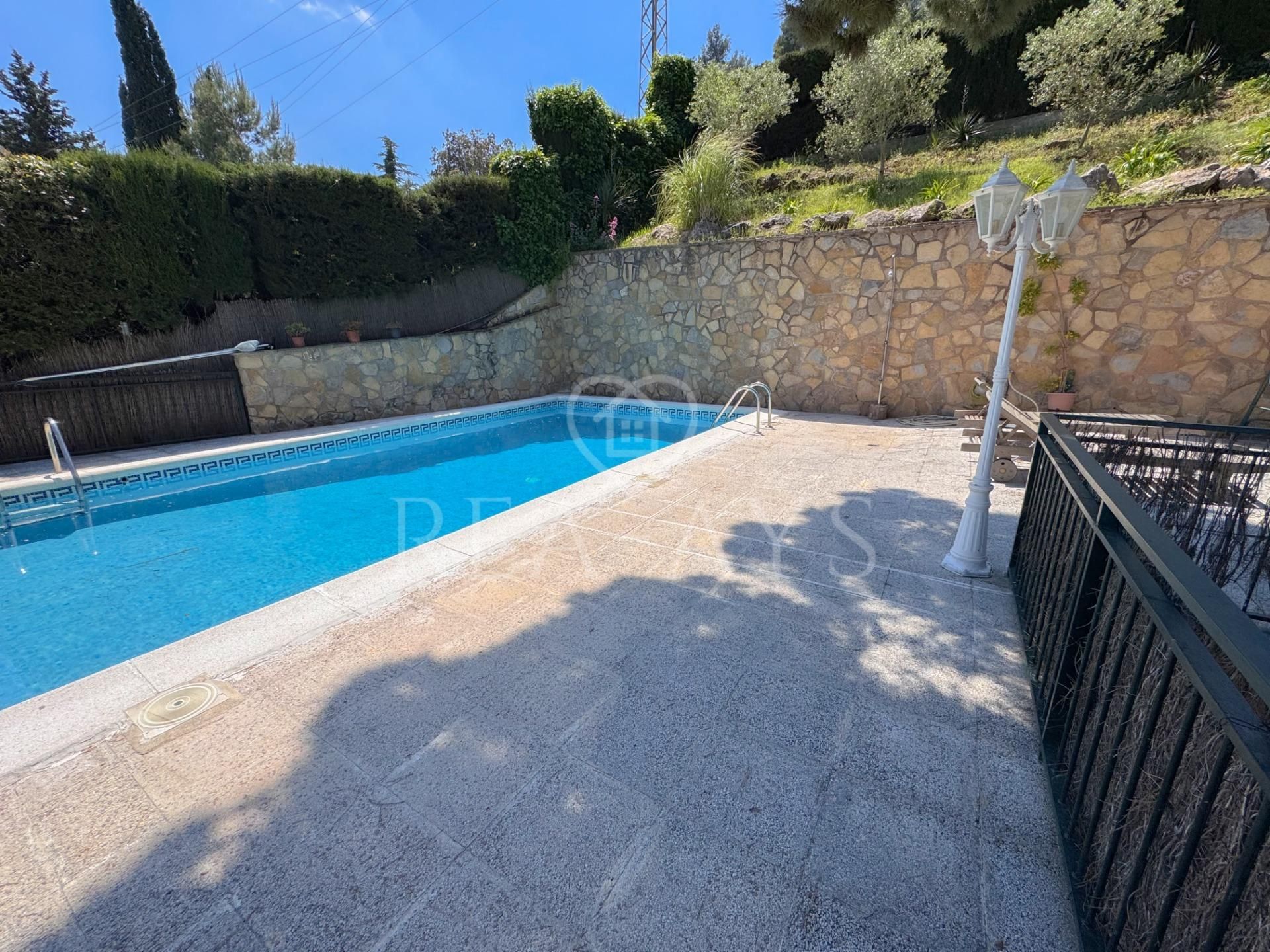 Piscina de Casa o xalet en venda en Vallirana amb Calefacció, Jardí privat i Terrassa