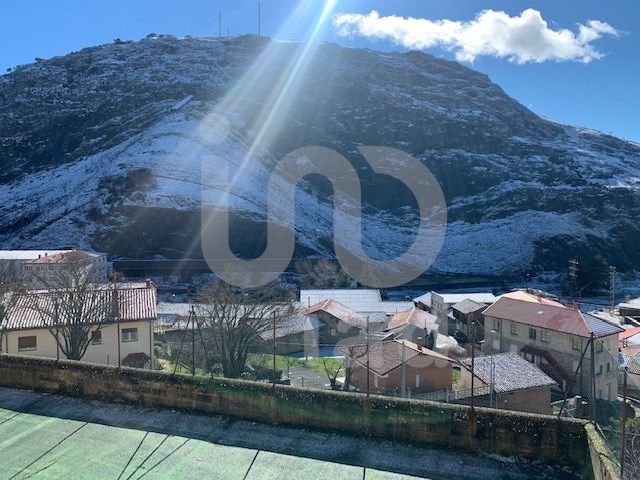 Exterior view of Building for sale in La Pola de Gordón 