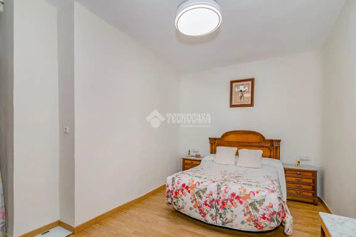 Bedroom of Detached homes for sale in Loja, Granada