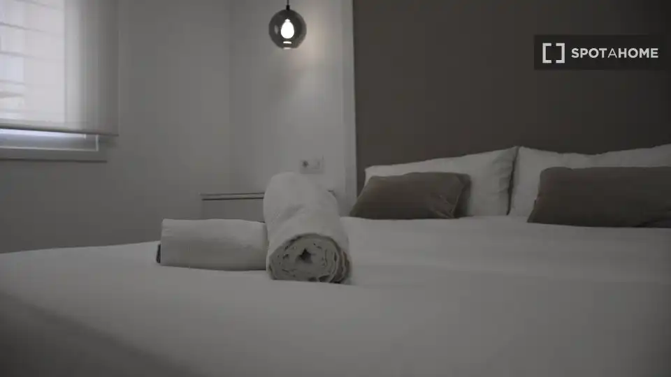 Habitació a La Calzada - La Florida