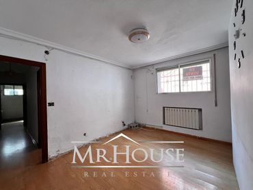 Bajo con ascensor en venta en Calle Amos de Escalante