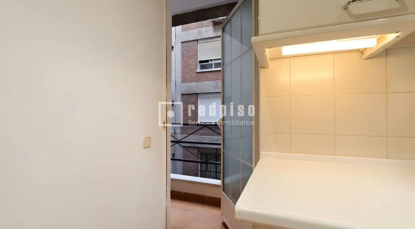Piso en venta en de Ríos Rosas, Ríos Rosas - Nuevos Ministerios