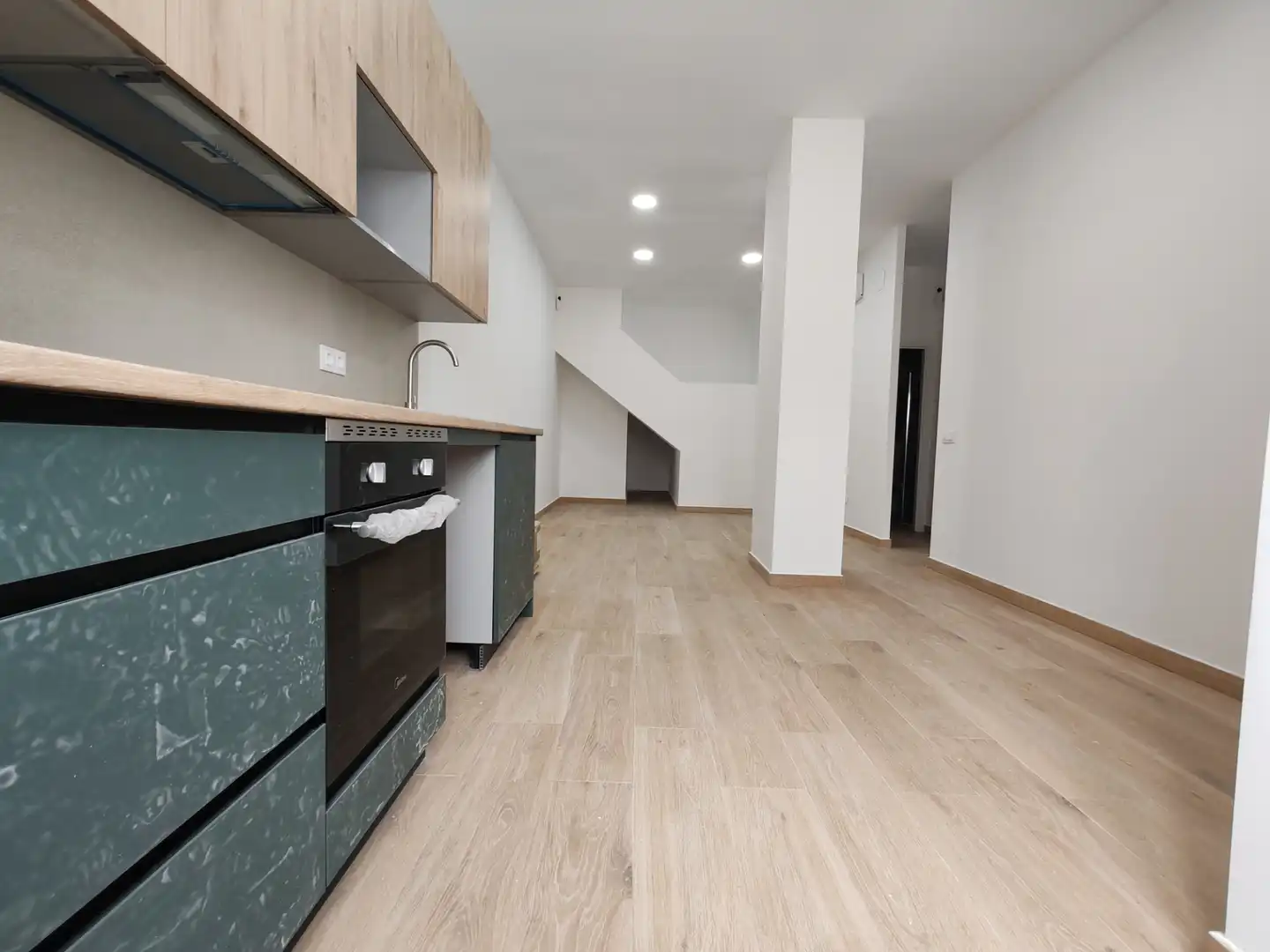 Cocina de Piso en venta en Fuenlabrada con Aire acondicionado, Calefacción y Alarma