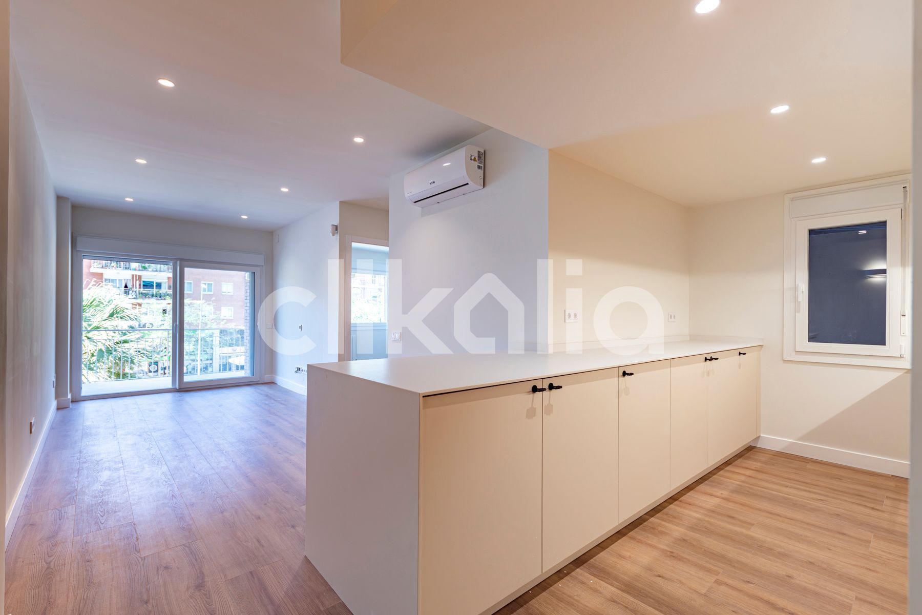 Kitchen of Flat for sale in  Barcelona Capital  with Air Conditioner, Heating and Terrace