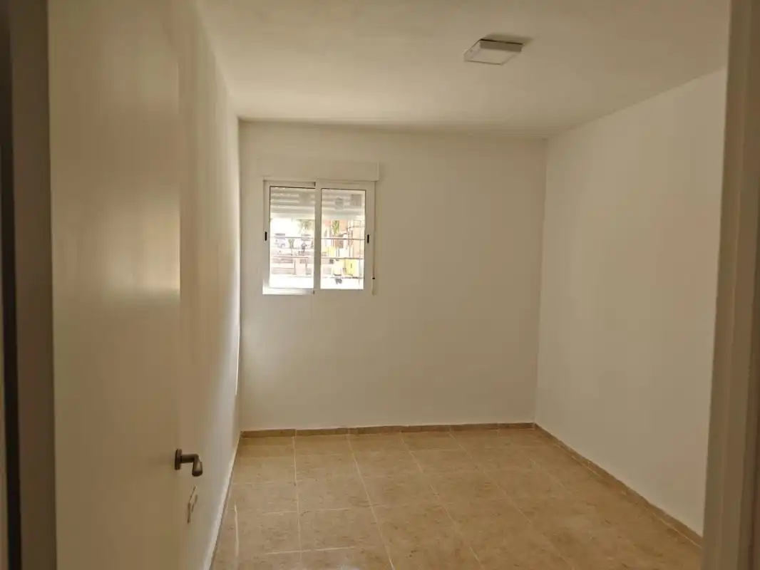 Ground floor for rent in Calle Convento, Orihuela ciudad