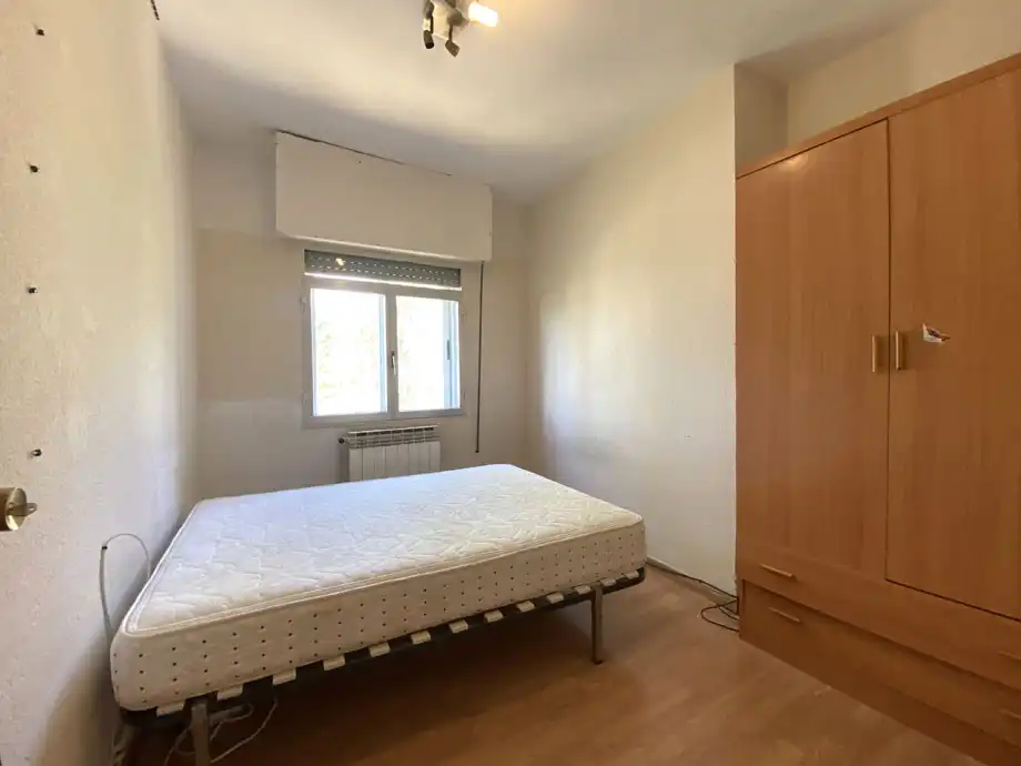 Habitación de Piso en venta en Vitoria - Gasteiz con Calefacción, Parquet y Terraza