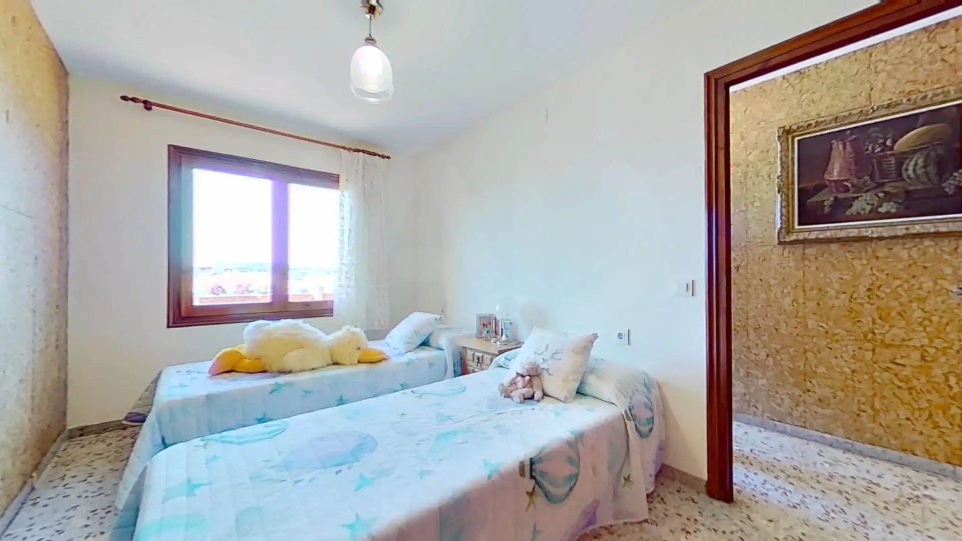 Bedroom of Houses for sale in Roda de Berà