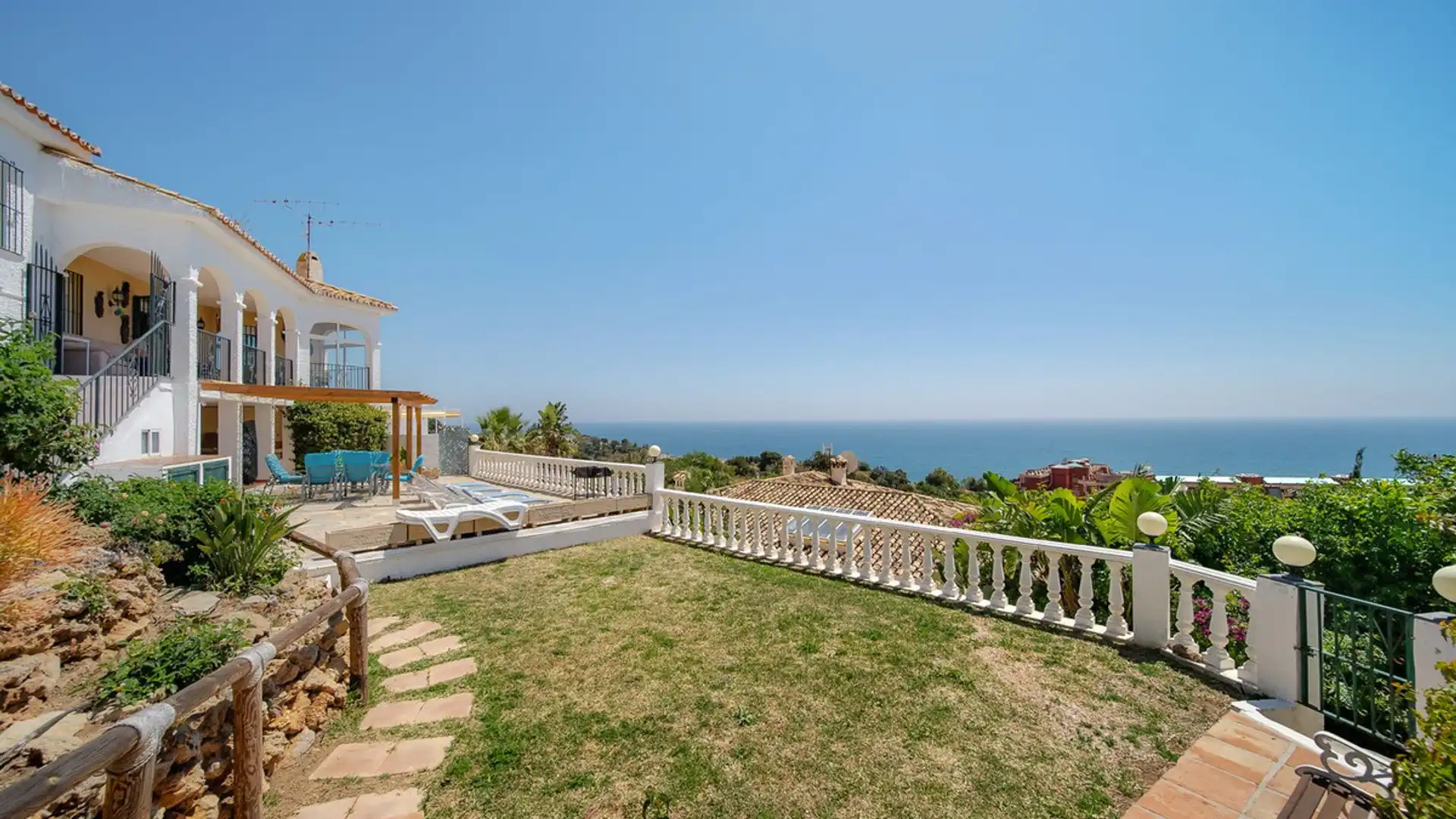 Houses for sale in La Capellanía - El Higuerón