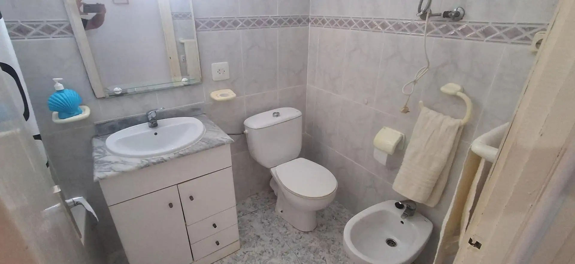 Bathroom of Flat for rent in Cullera  with Furnished and Balcony