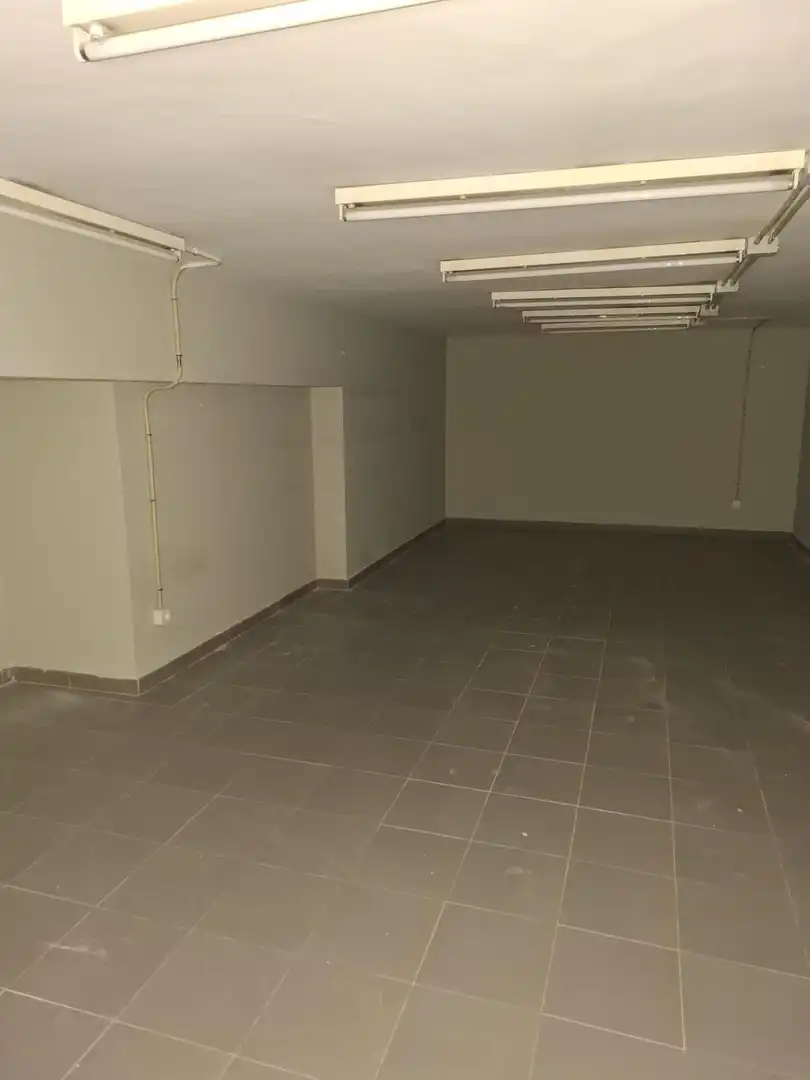 Gewerbefläche zum Verkauf in Calle Mauricio Legendre. 4-5, imagen 12