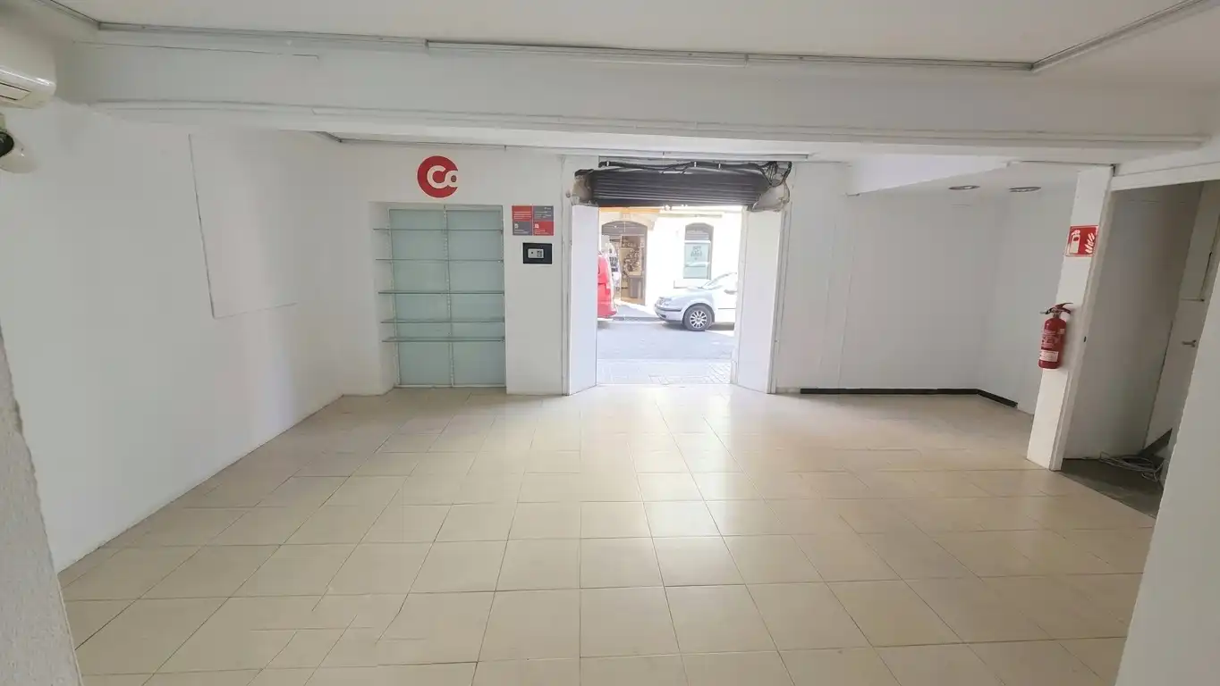 Aparcament de Local de lloguer en Ciutat Vella