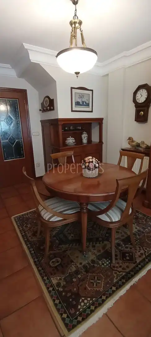 Dining room of Houses for sale in Miranda de Ebro