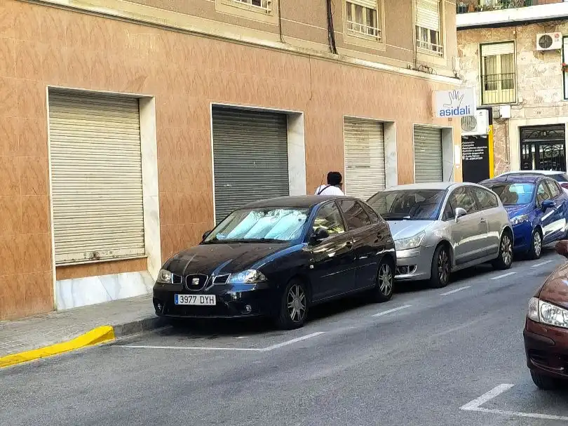 Parking de Local de alquiler en Elche / Elx con Amueblado