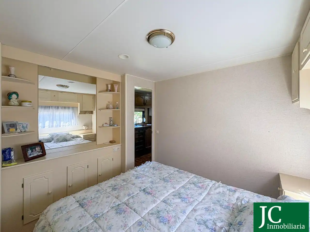 Bedroom of Houses for sale in Bárcena de Cicero  with Private garden, Storage room and Furnished