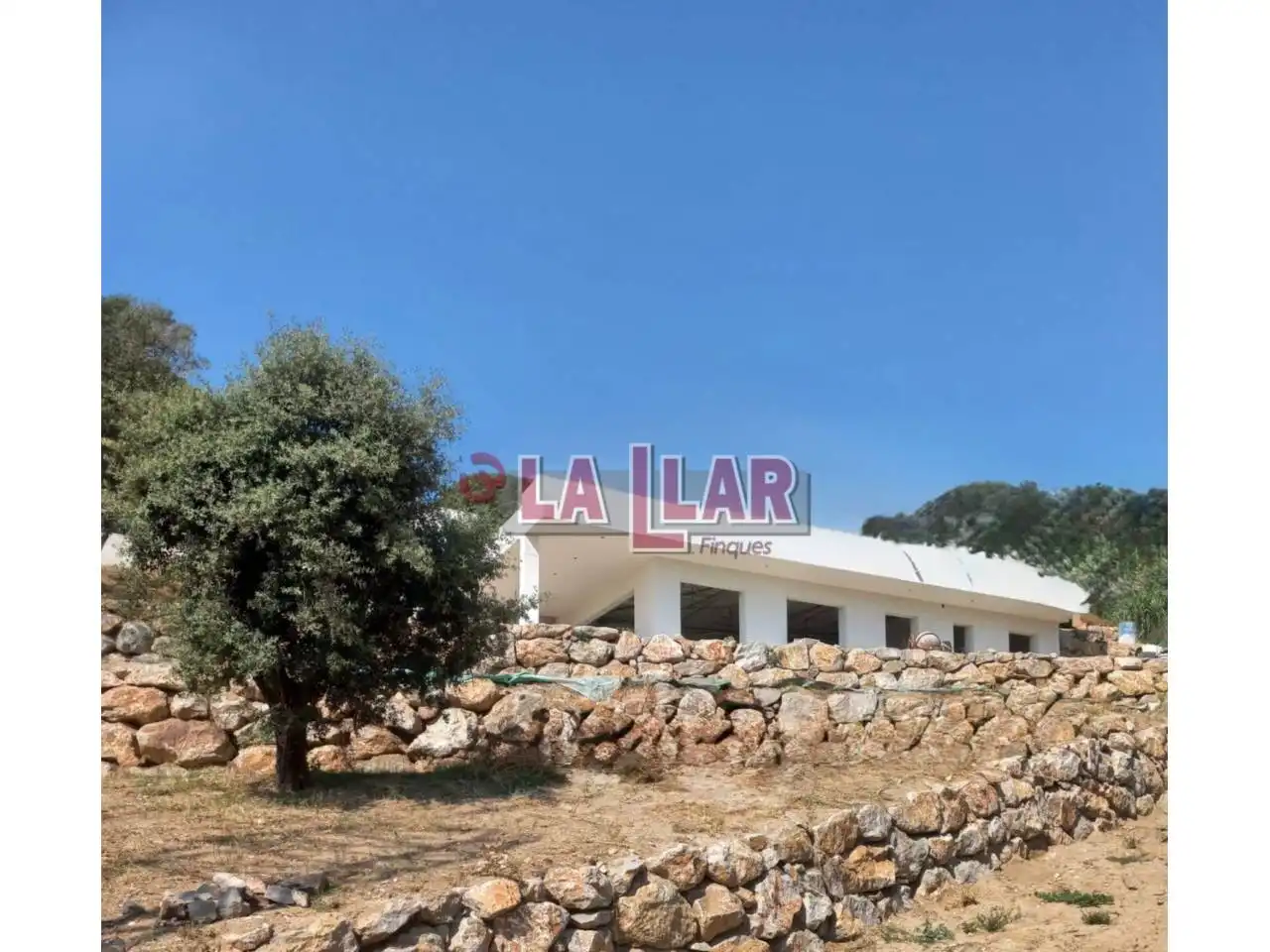 Xalet amb jardí en venda a Vallromanes