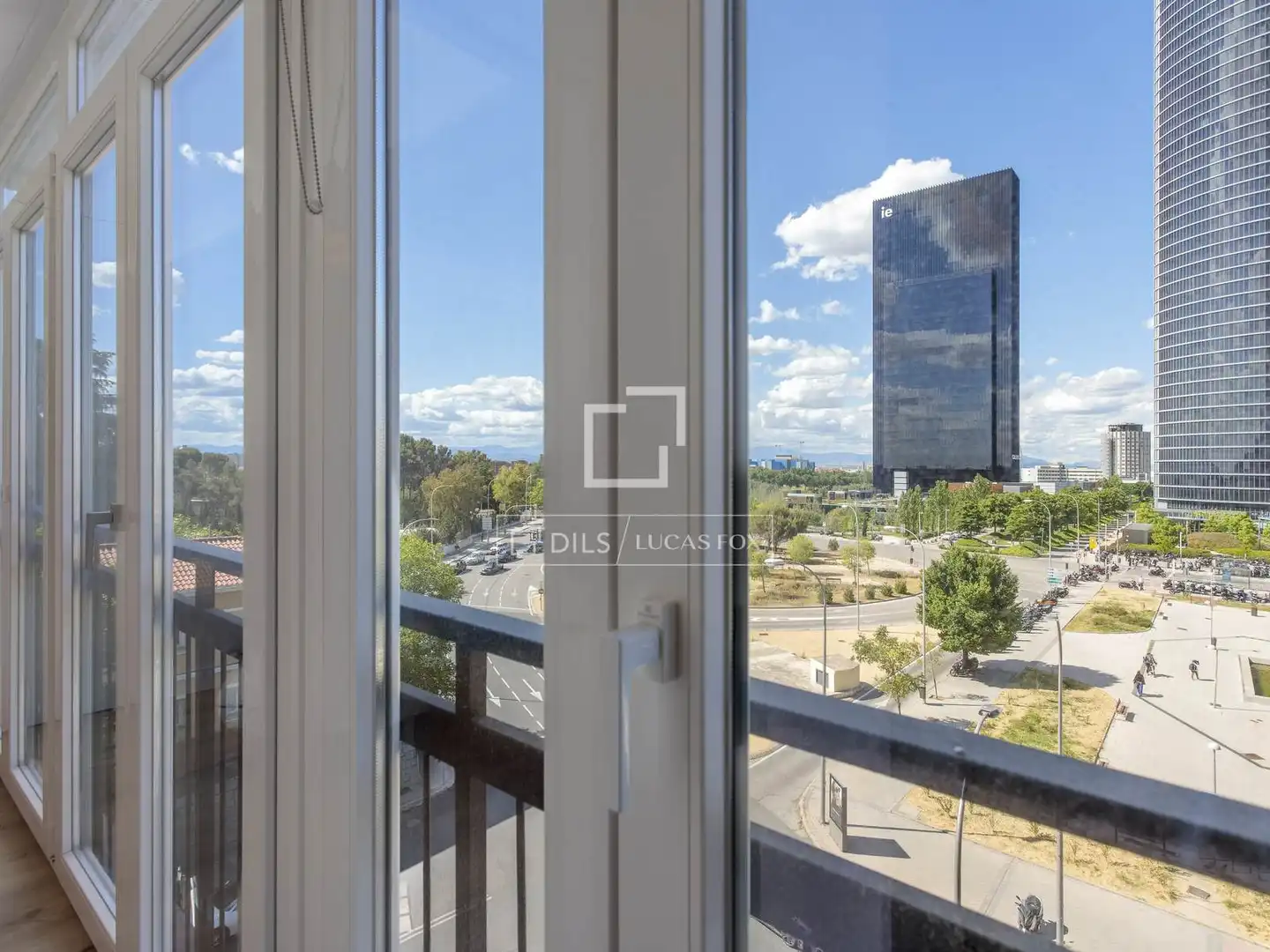 Balcony of Flat for rent in Madrid  with Air Conditioner and Furnished