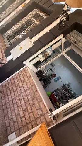 Local comercial en Alquiler en Avenida Virgen del Rocío, 12 en Olivares