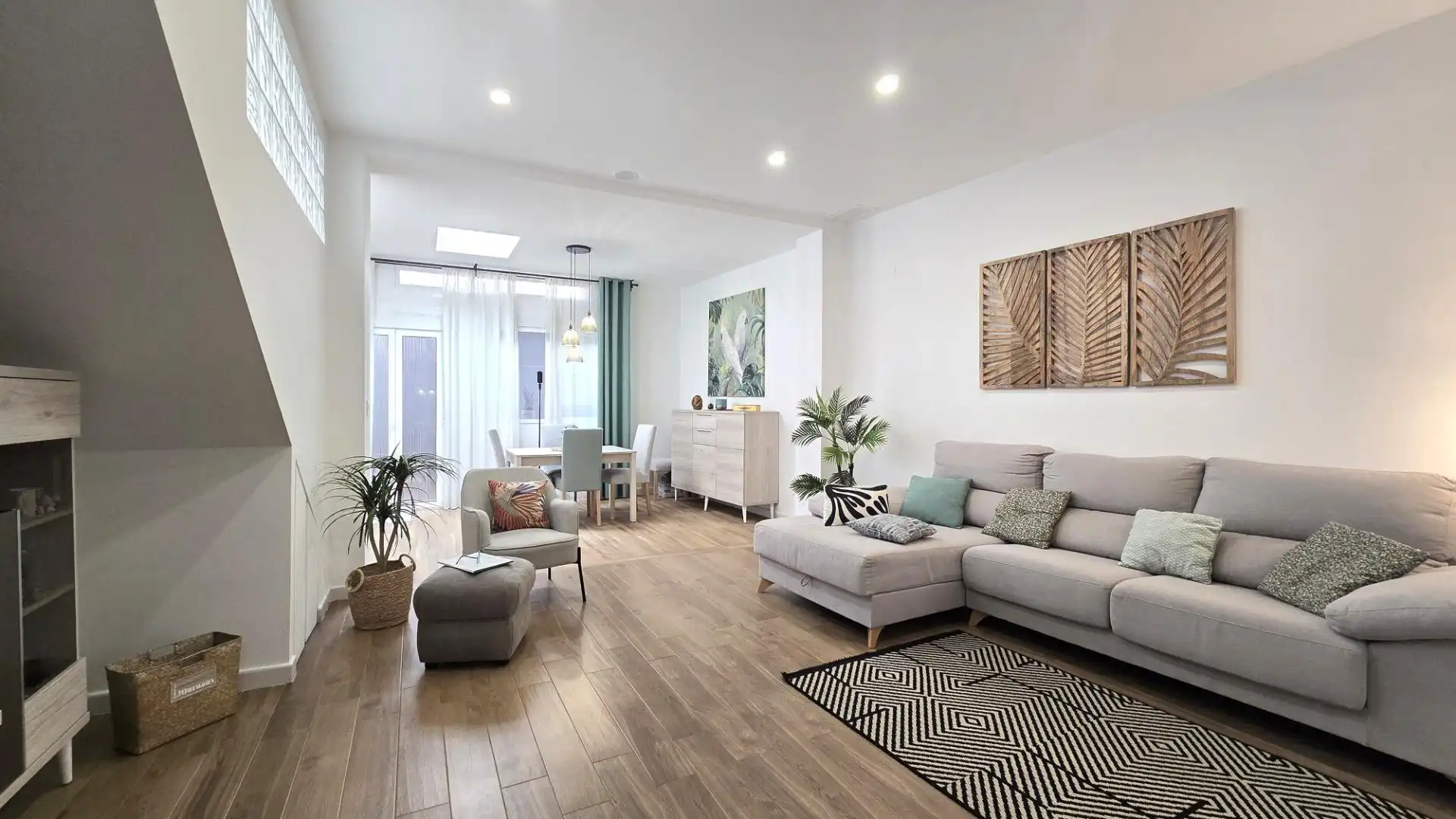 Sala de estar de Casa o chalet en venta en Paterna con Aire acondicionado, Calefacción y Terraza