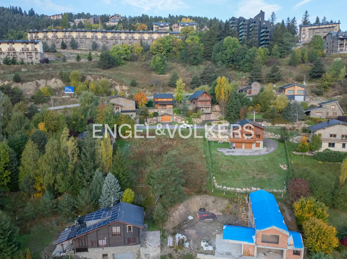 Houses for sale in Alp  with Heating, Private garden and Parquet flooring