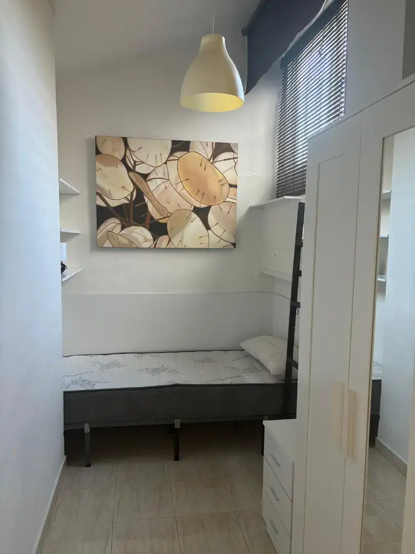 Estudio de alquiler en Carrer del Matemàtic Marzal, 2, La Roqueta
