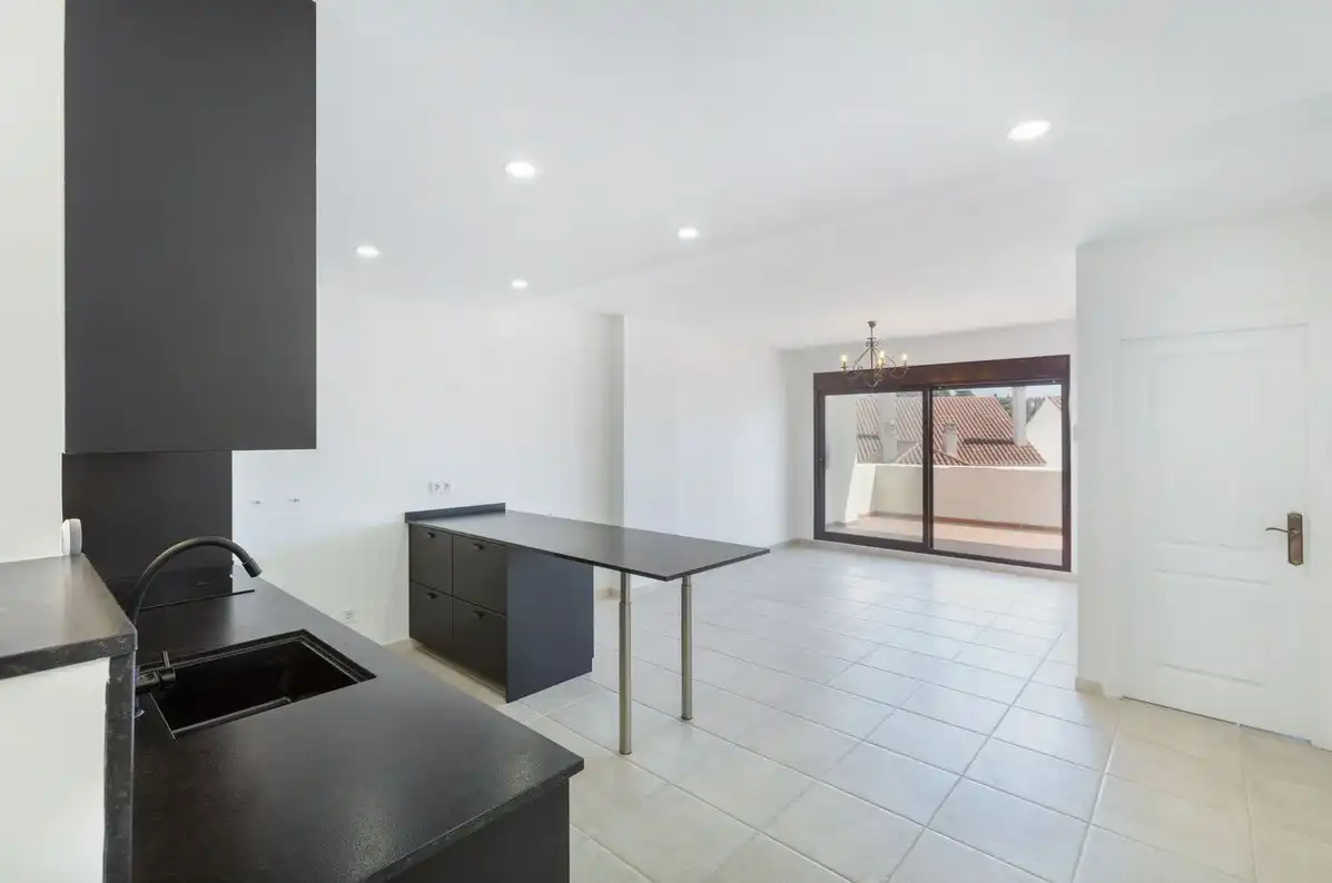 Cocina de Piso en venta en Marbella con Aire acondicionado, Jardín privado y Parquet