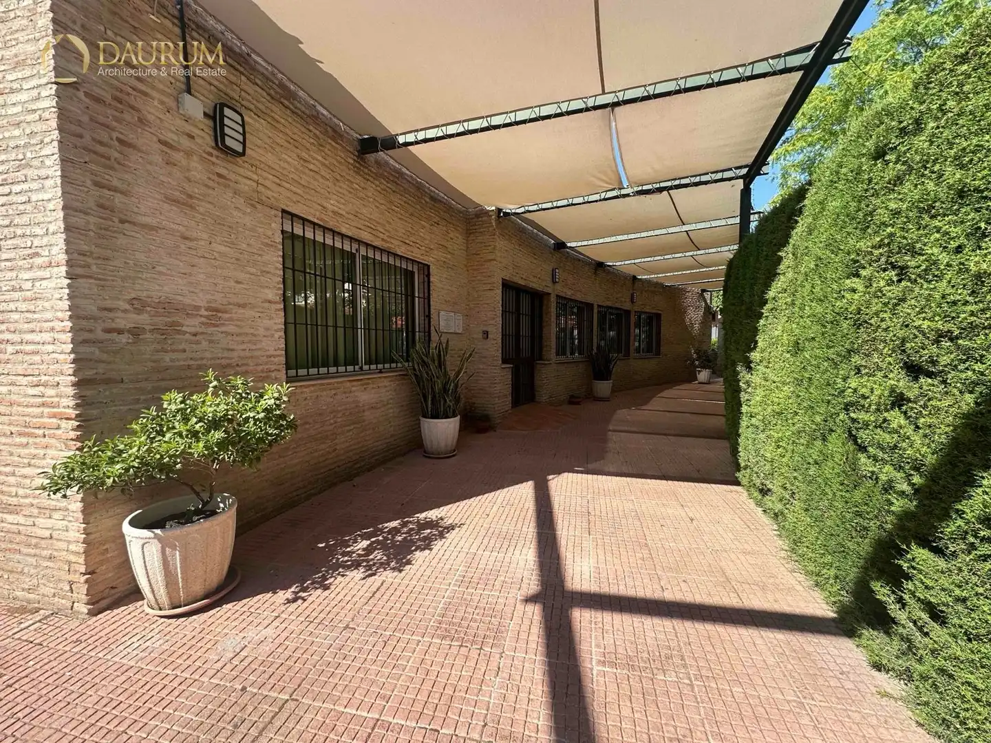 Exterior view of Flat for sale in Dos Hermanas  with Air Conditioner, Heating and Terrace