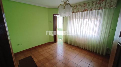 Foto 3 de Pis en venda a Calle Valencia, El Carbayedo - El Quirinal, Avilés