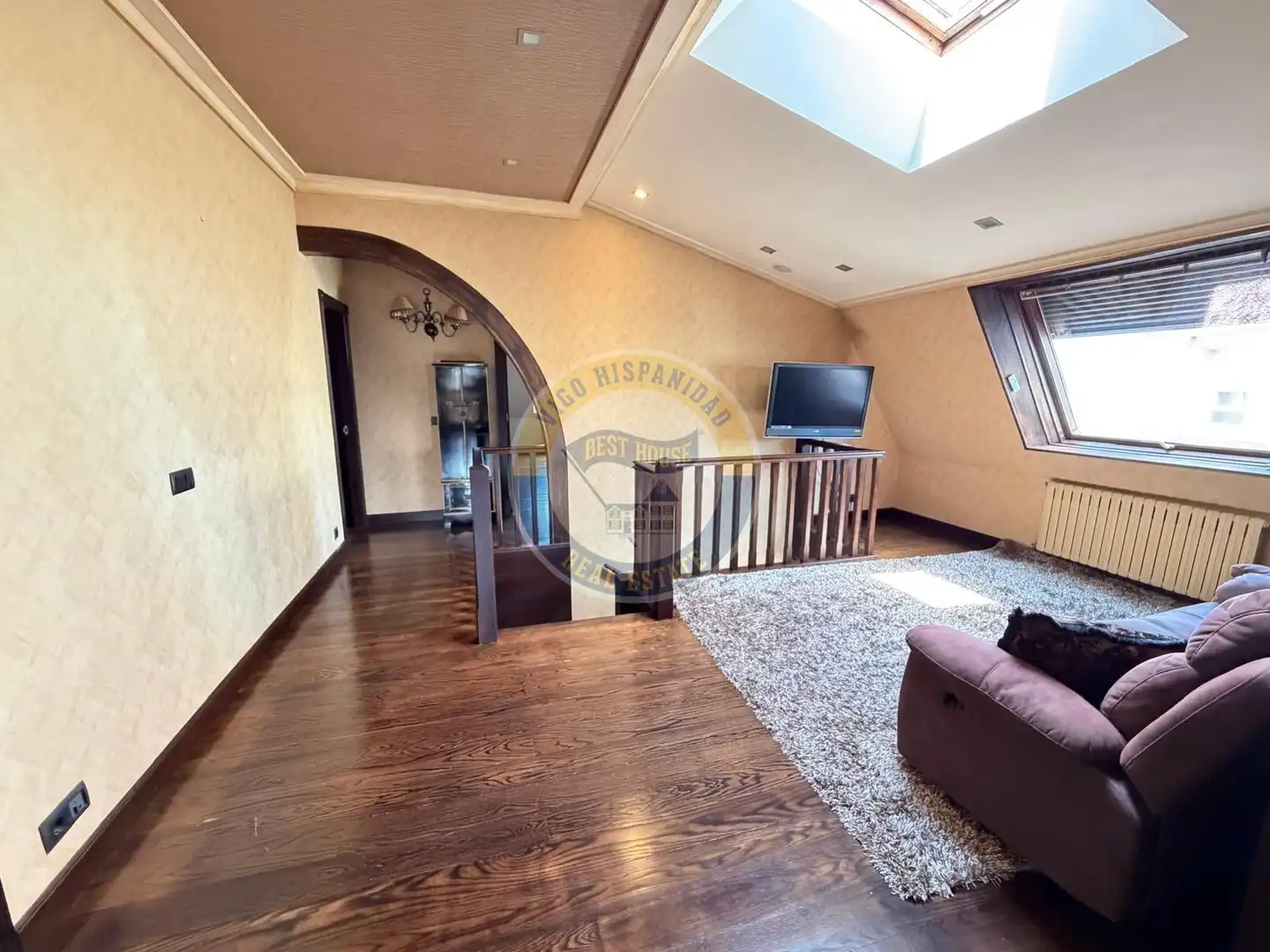 Wohnzimmer von Dachboden zur Miete in Vigo  mit Heizung, Parkett und Terrasse