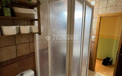 Bathroom of Flat for sale in  Madrid Capital