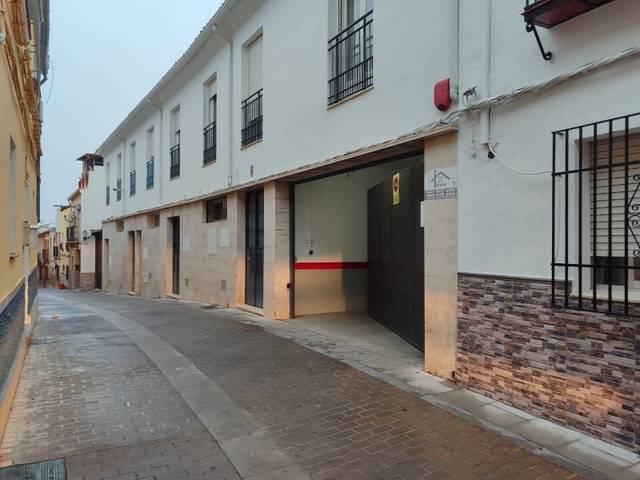 Garaje en Alquiler en Calle Mires, 20 en La Calzada