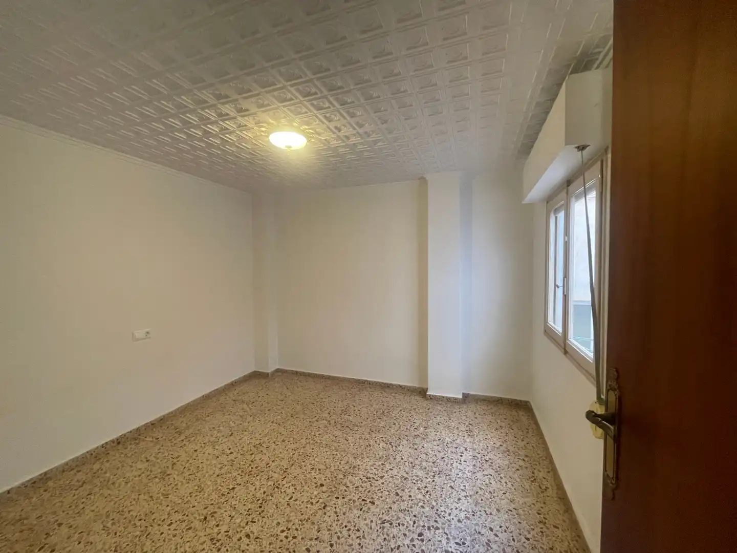 Flat for rent in Calle Fray Luis de Granada, 25, Plaza Castelar - Mercado Central