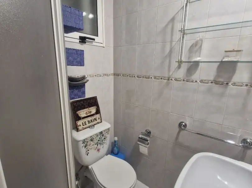 Badezimmer von Wohnung zur Miete in Sada (A Coruña)