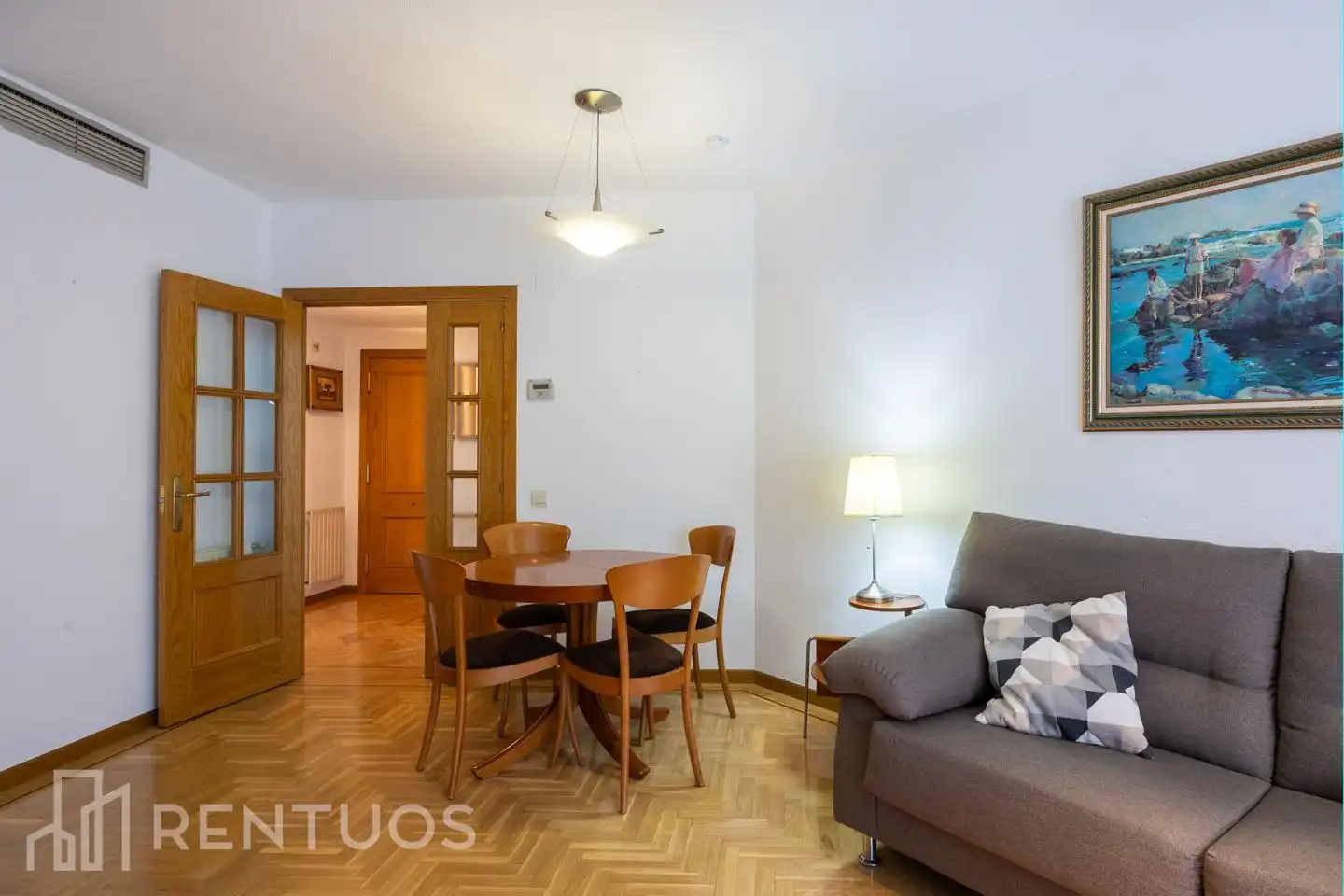 Sala d'estar de Pis de lloguer en Madrid amb Aire condicionat, Calefacció i Parquet
