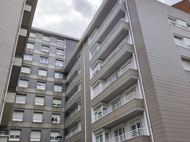 Wohnung mit Balkon zum Verkauf in Komentukalea Kalea