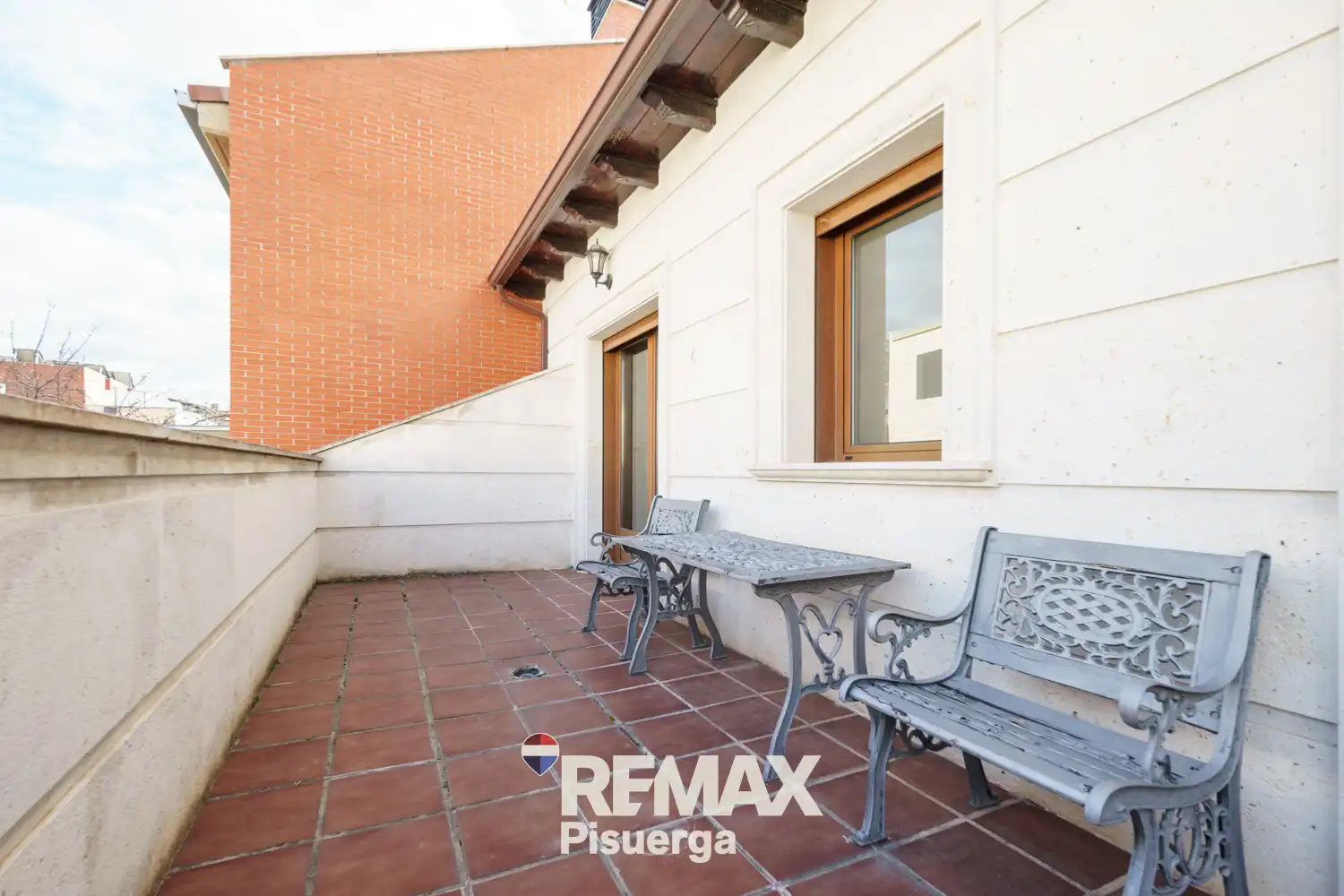 Terraza de Casa o chalet en venta en Laguna de Duero con Aire acondicionado, Calefacción y Jardín privado