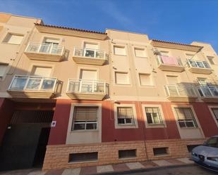 Vista exterior de Pis en venda en Roquetas de Mar amb Terrassa