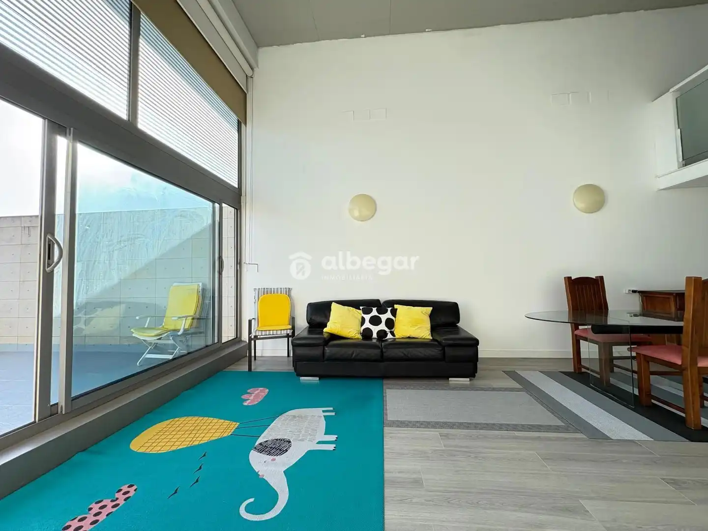 Sala d'estar de Pis en venda en Valencia amb Aire condicionat, Terrassa i Piscina